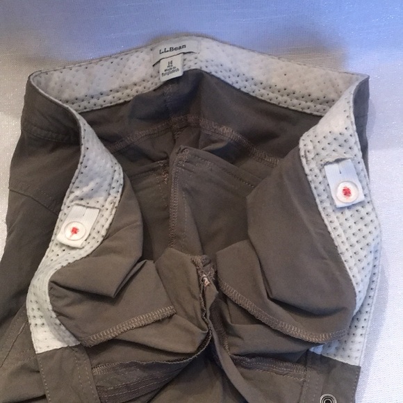 LL Bean Woman Rayon Stretch Lightweight Hiking Shorts Size 14 Taupe Inseam 9" - Picture 6 of 9